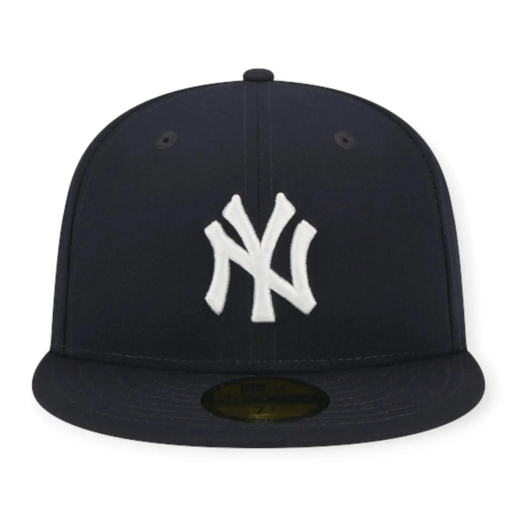 Men 59Fifty NY Yankees Evergreen Side Patch Fitted (Navy White)